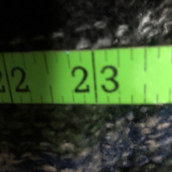 Womens Sweater. Black, Green, Grey. Size M/L. Kensie - Picture 6 of 7